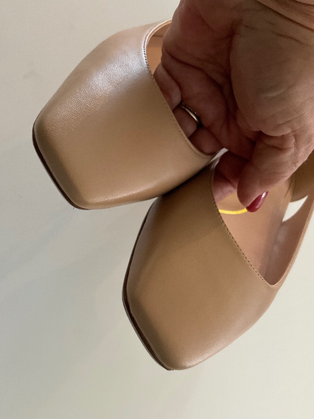 COLE HAAN Bria Cutout Flat Square Toe In Brush Tan Leather Size 9.5 NEW - Picture 3 of 11